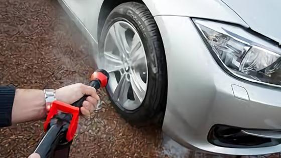 Las ruedas de tu auto limpias