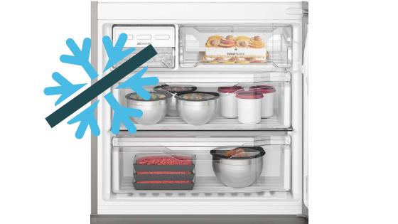 El refrigerador BFX84 cuenta con sistema Frost Free (No Frost) de descongelamiento automático, es decir, no acumulas escarcha en el freezer.