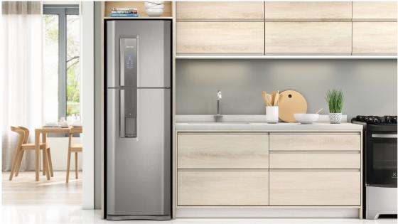 Modernidad y elegancia para tu cocina con el refrigerador Fensa DW44S