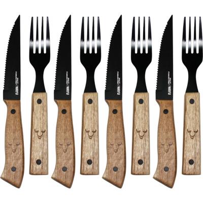 Set cuchillos + tenedores 8 piezas