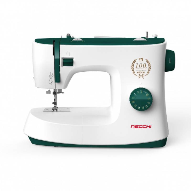  - Máquina de coser K 121A