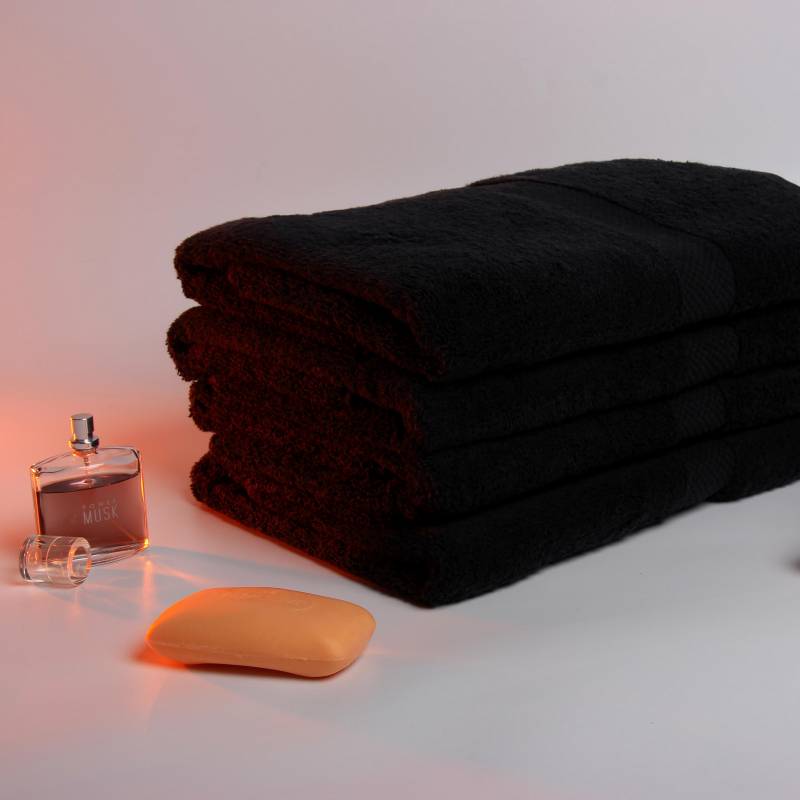 JUST HOME COLLECTION - Set 4 toallas 506 gramos 68x137 cm negra