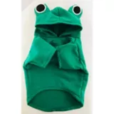 Sudadera mediana verde c/capucha con ojos de rana
